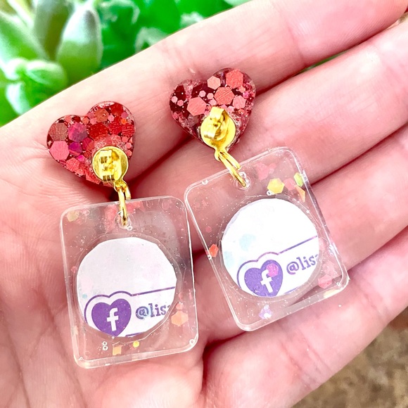 Lisa Frank Tiger Acrylic Earrings - Picture 4 of 5